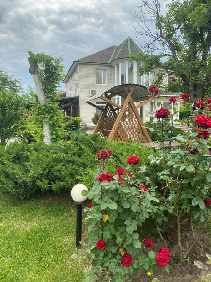 Отель Рио Melitopolʼ Esterno foto