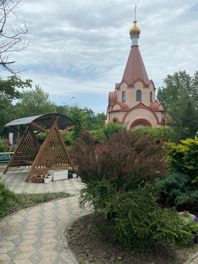 Отель Рио Melitopolʼ Esterno foto